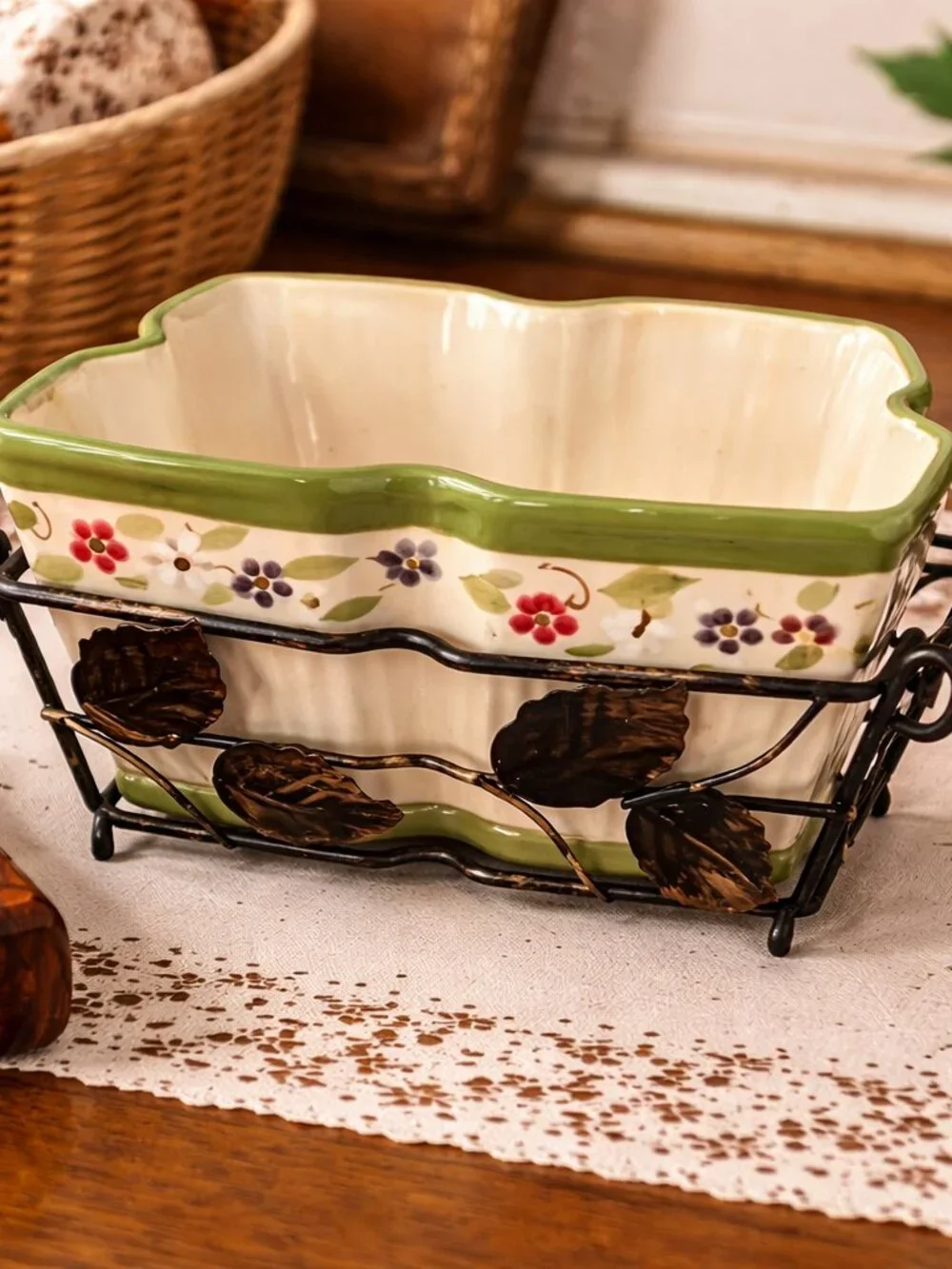 Temp-tations by Tara Floral Ceramic Baking Dish With Metal Rack 6.5 Inch Y2K